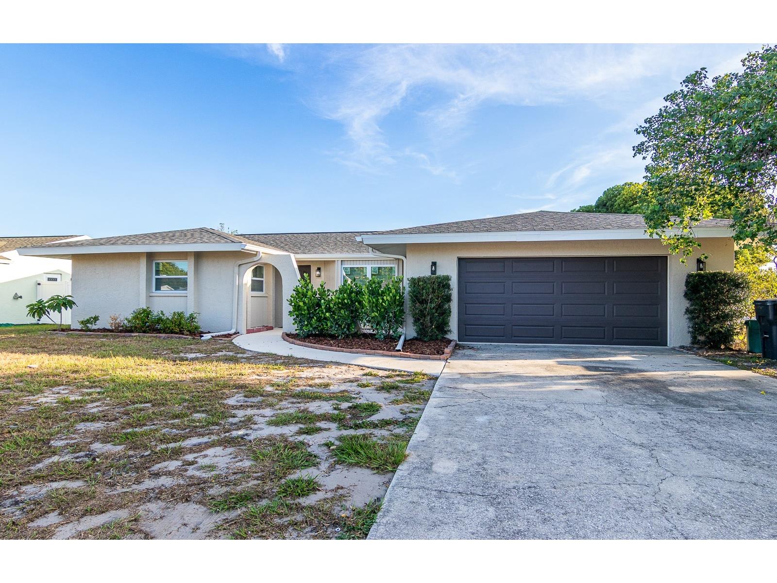 1115 Southern Pine Lane Sarasota FL 34243 A4698321 image28