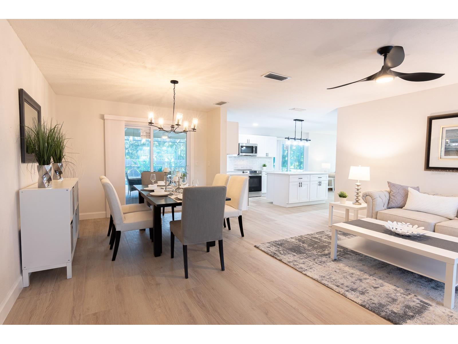 1115 Southern Pine Lane Sarasota FL 34243 A4698321 image5