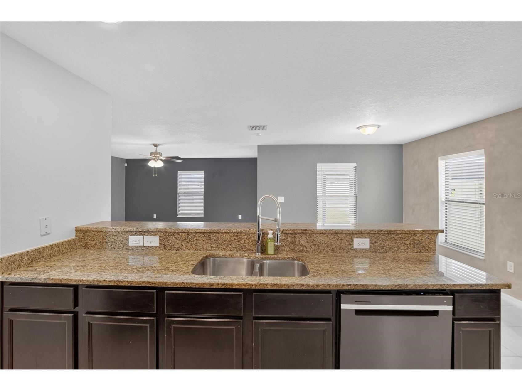 1115 Wynnmere Walk Avenue Ruskin FL 33570 TB8525211 image16