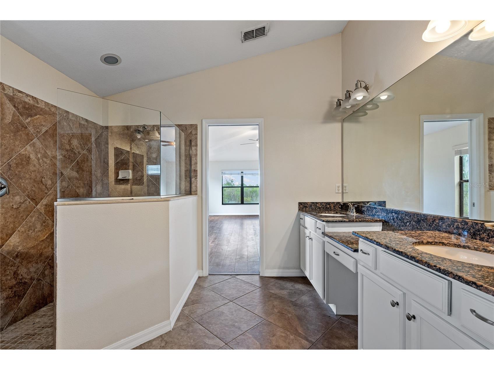 11150 Ancient Futures Drive Tampa FL 33647 TB8515661 image38