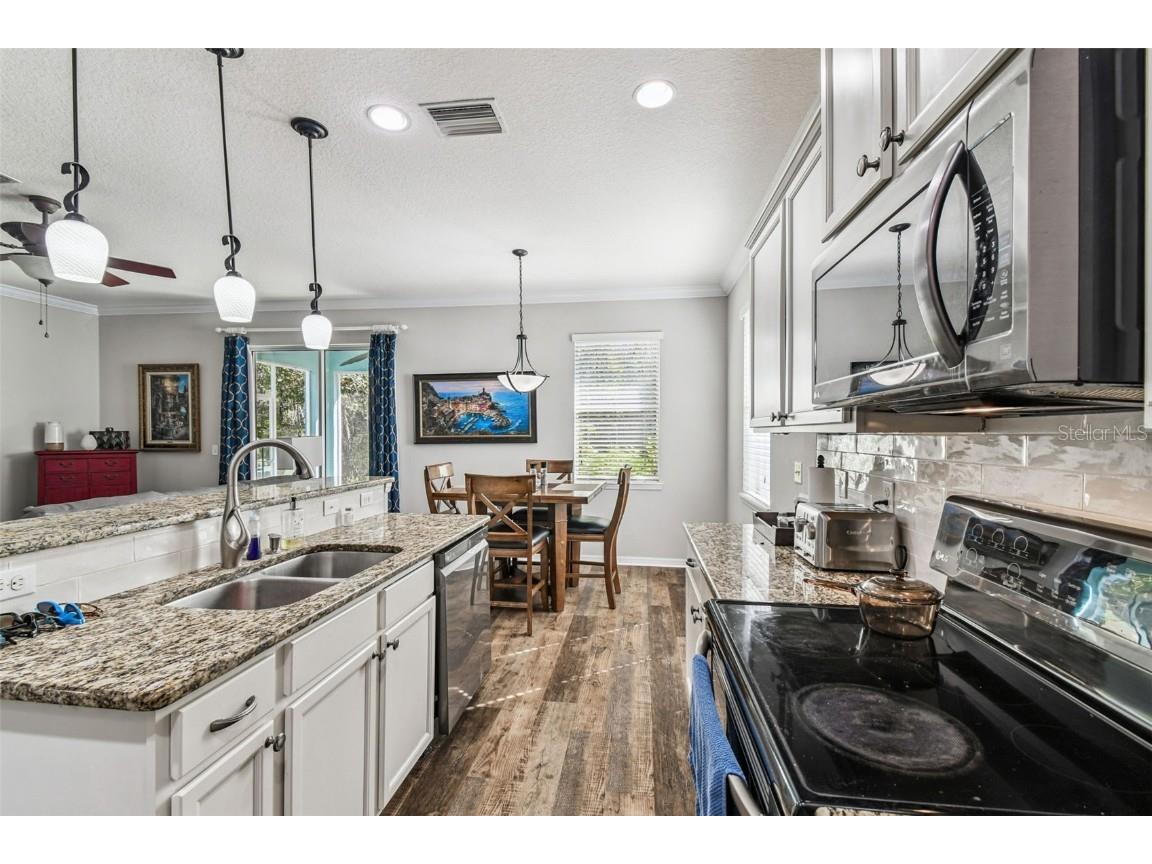 11150 Paradise Point Way New Port Richey FL 34654 W7880835 image17