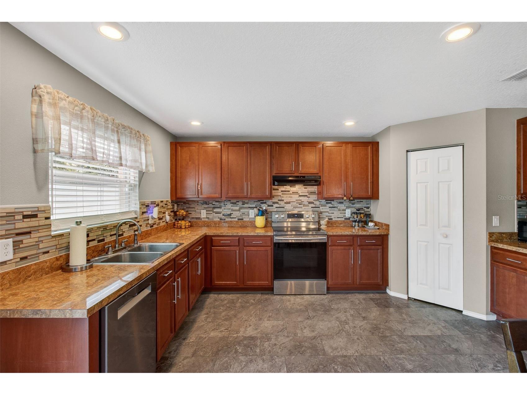 11154 Running Pine Drive Riverview FL 33569 TB8495258 image15