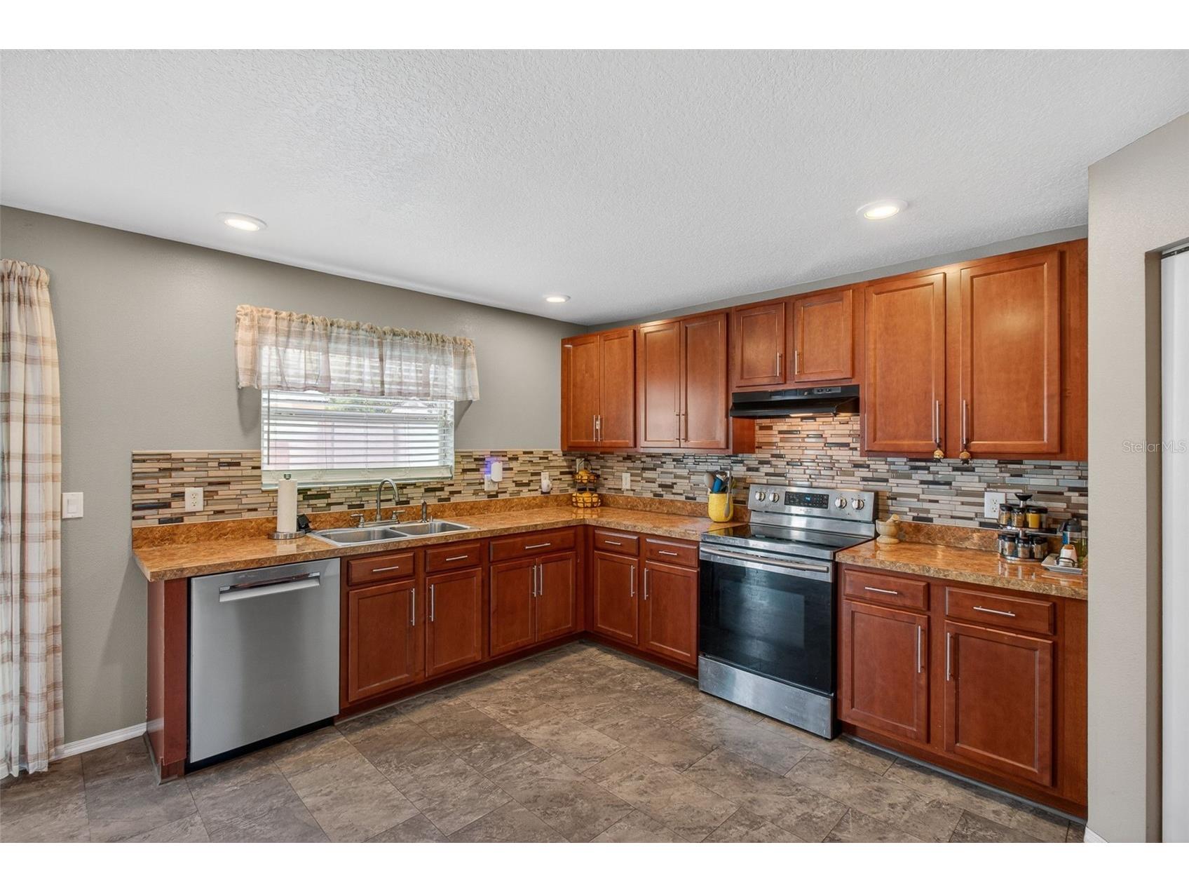 11154 Running Pine Drive Riverview FL 33569 TB8495258 image17