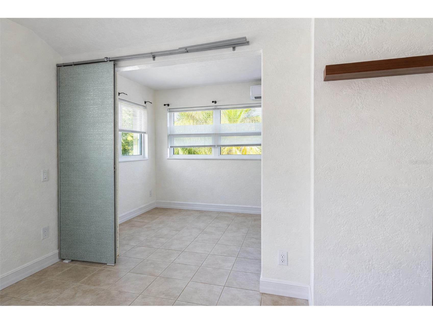 11155 2nd Street E Treasure Island FL 33706 TB8468928 image25