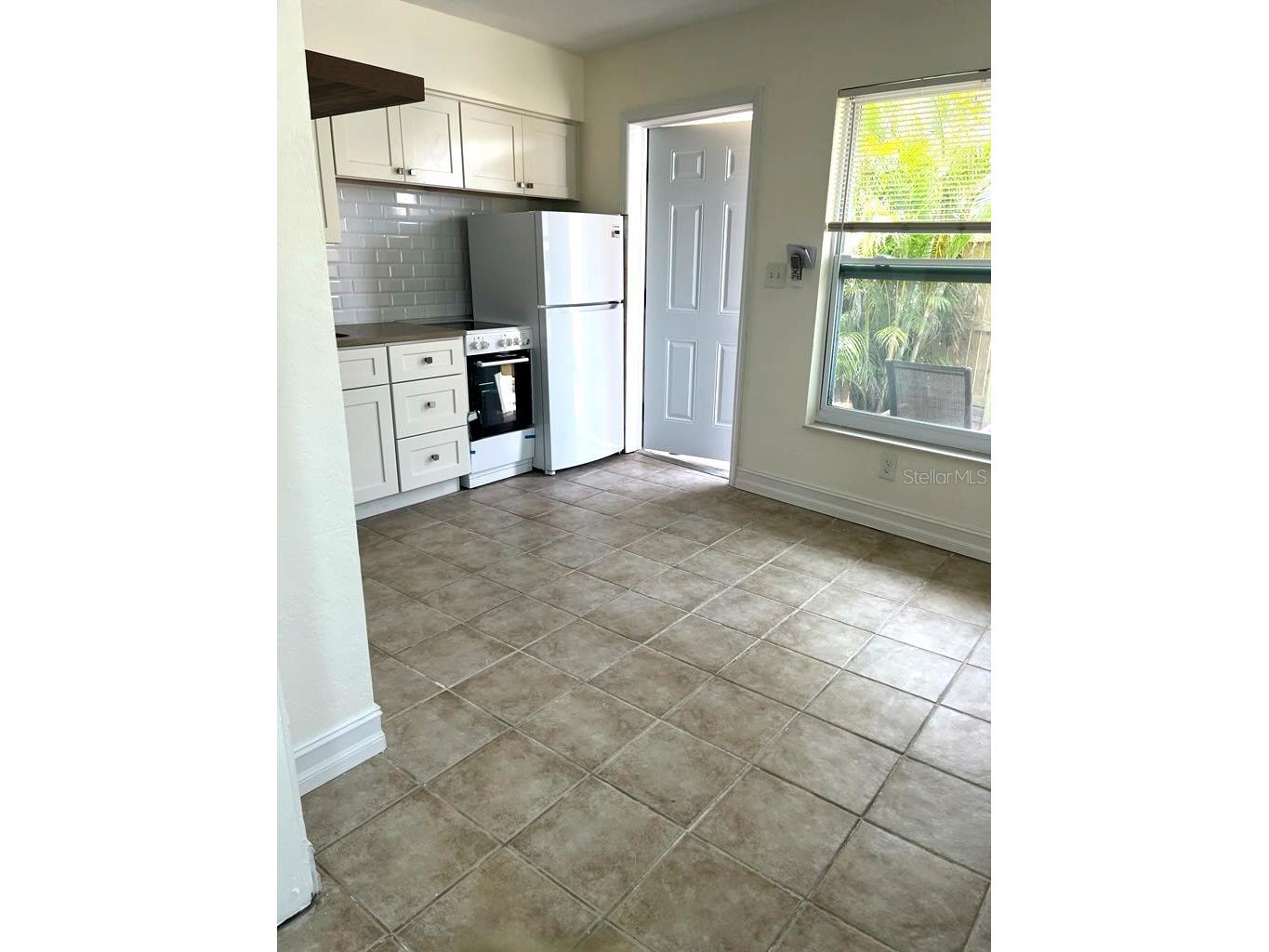 11155 2nd Street E Treasure Island FL 33706 TB8468928 image27