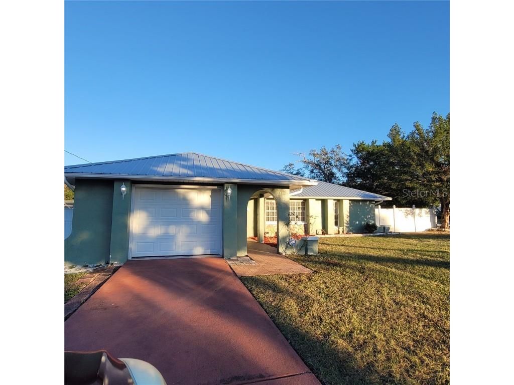 1116 Carmona Avenue Spring Hill FL 34608 TB8327602 image1