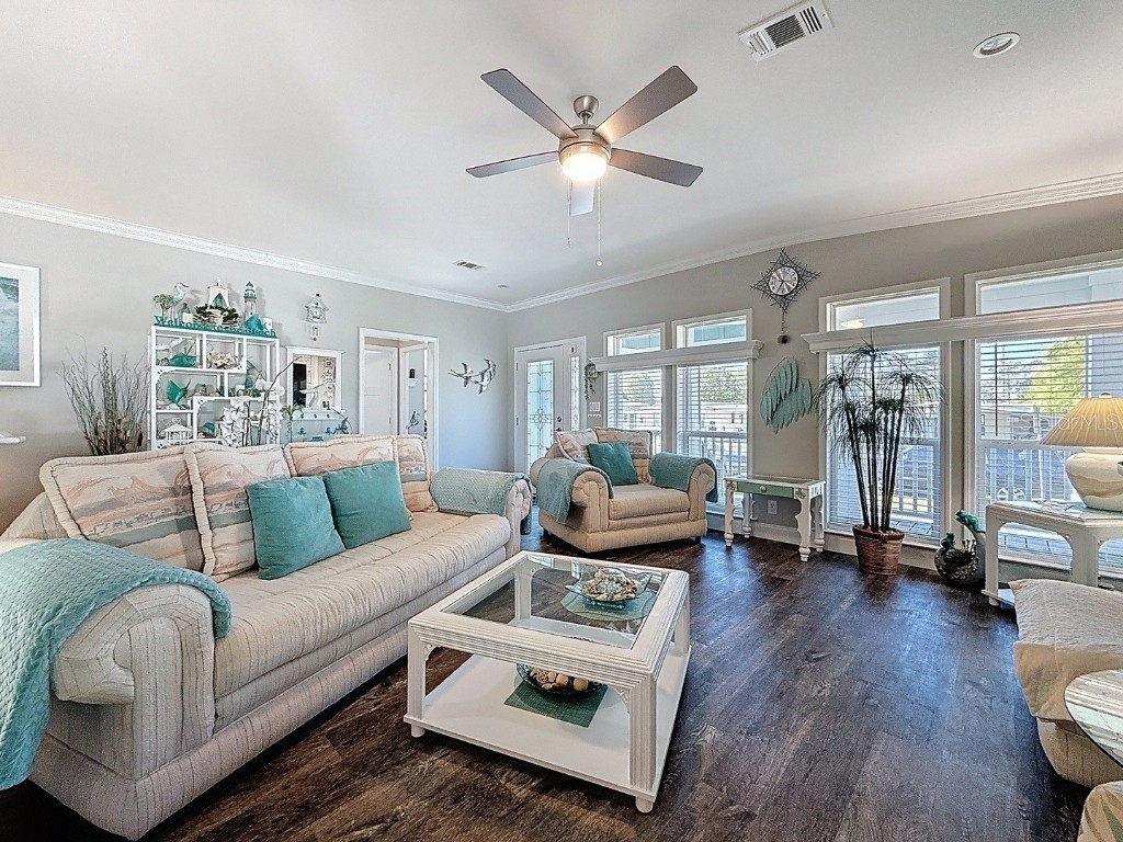 1116 Elkhart Circle Tavares FL 32778 - Lake Frances G5094610 image4