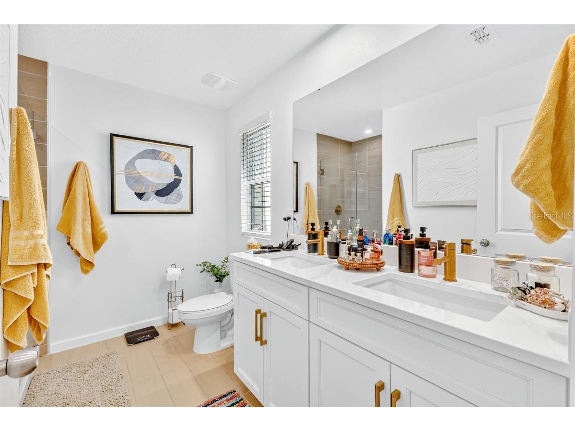 1116 Lakeshore Breeze Place Kissimmee FL 34747 O6352984 image16