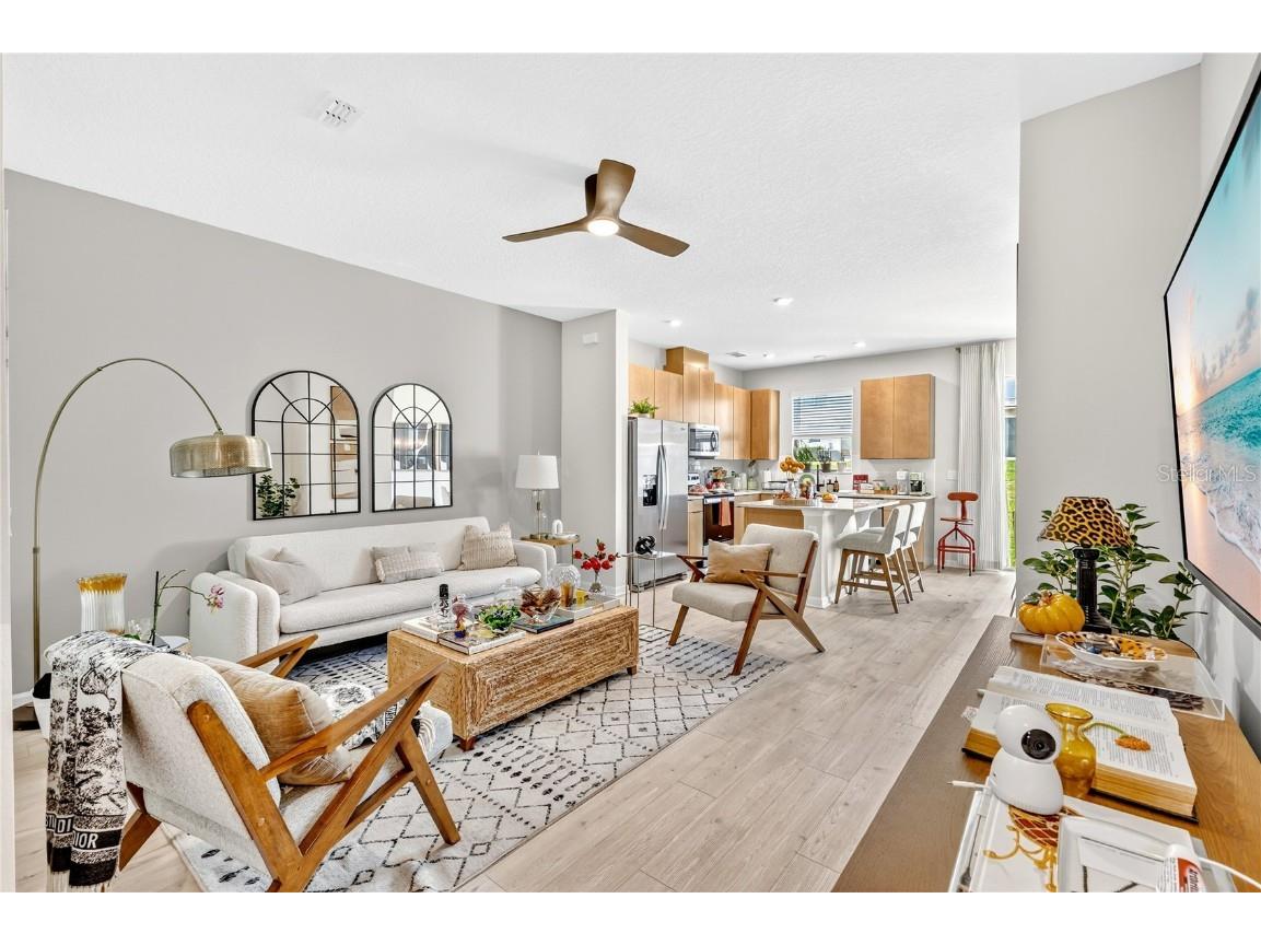 1116 Lakeshore Breeze Place Kissimmee FL 34747 O6352984 image3