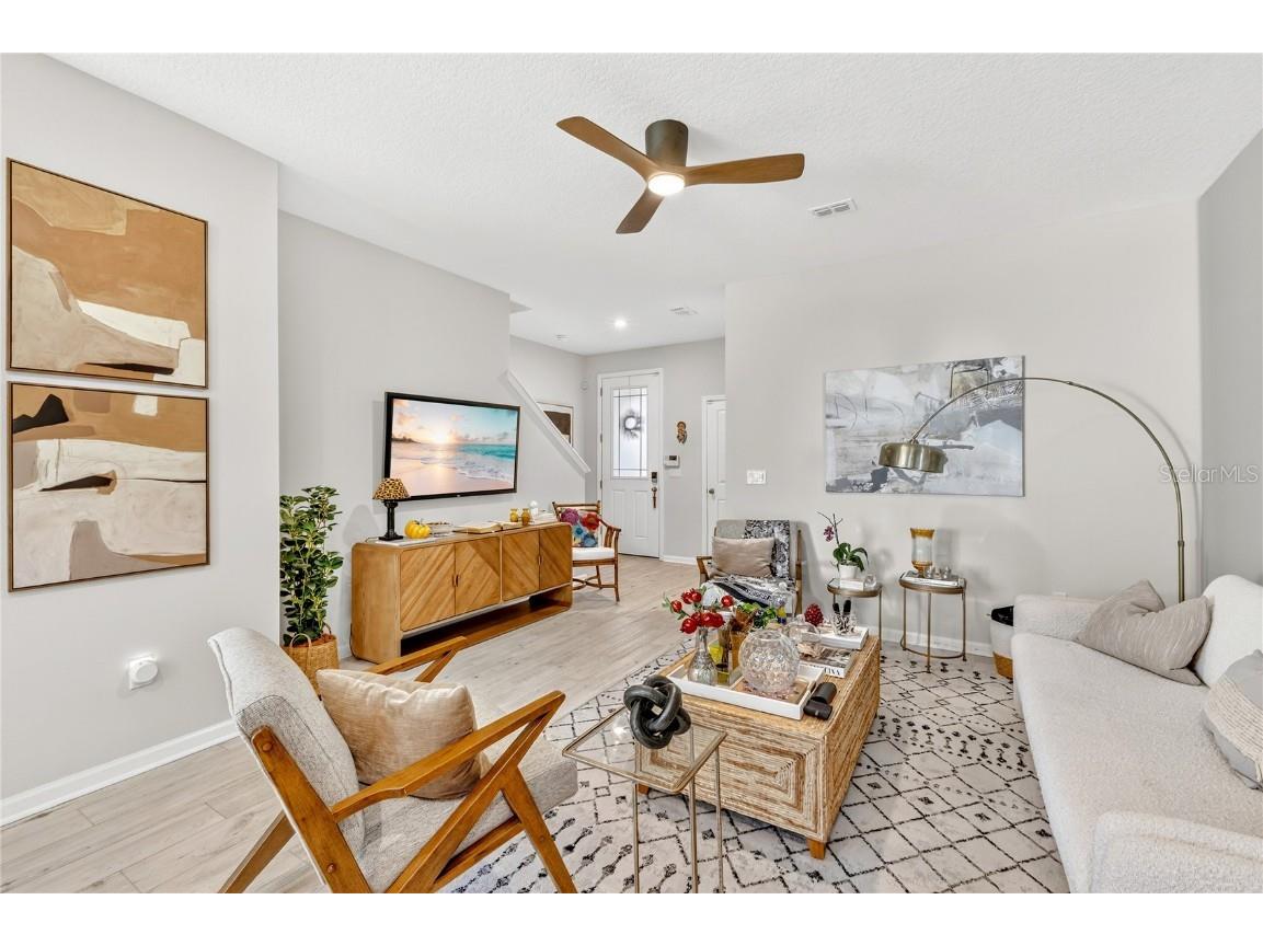 1116 Lakeshore Breeze Place Kissimmee FL 34747 O6352984 image4