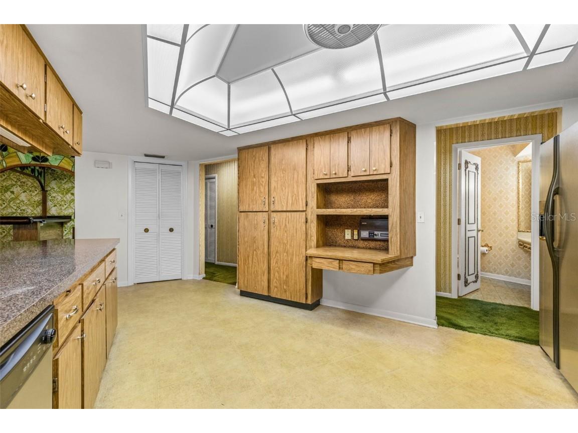 1116 N Riverhills Drive Temple Terrace FL 33617 TB8326070 image35