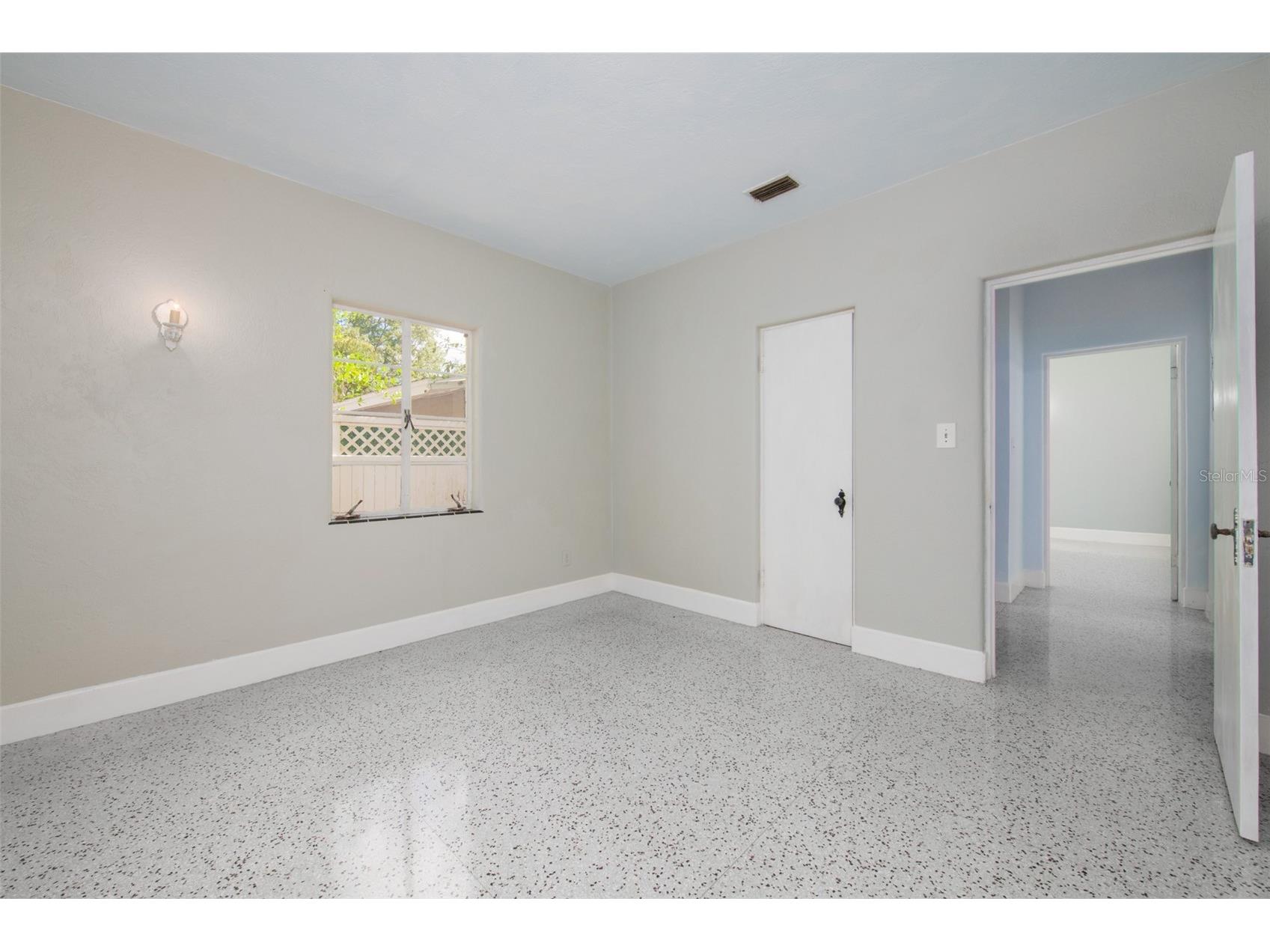 1116 S Mills Avenue Orlando FL 32806 O6336926 image28