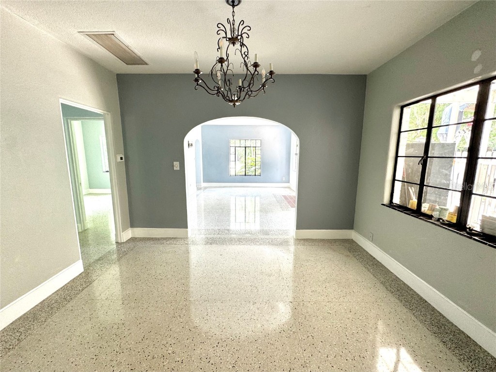 1116 S Mills Avenue Orlando FL 32806 O6336926 image5