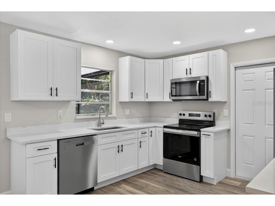 1116 Sagamore Drive Seffner FL 33584 TB8450416 image3