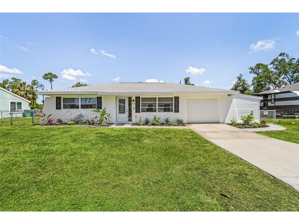 1116 Victoria Avenue Port Charlotte FL 33948 R4907911 image1