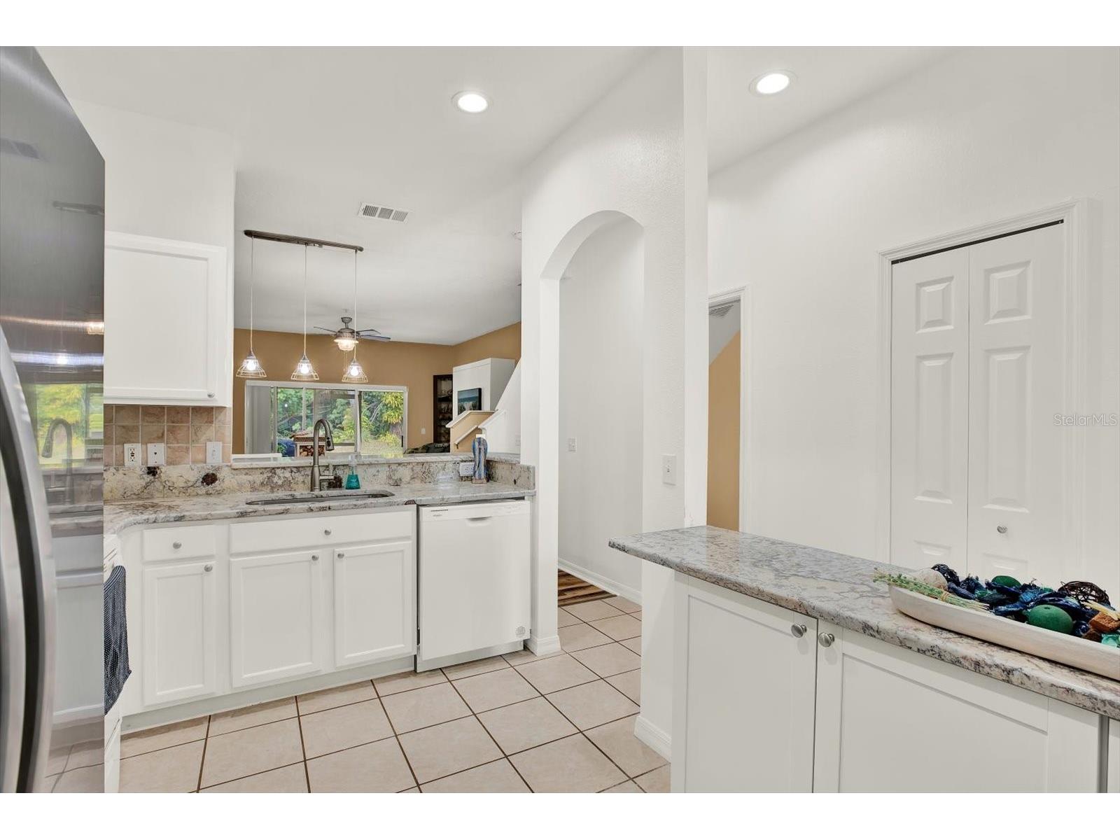 11162 Kapok Grand Circle Madeira Beach FL 33708 TB8476757 image3