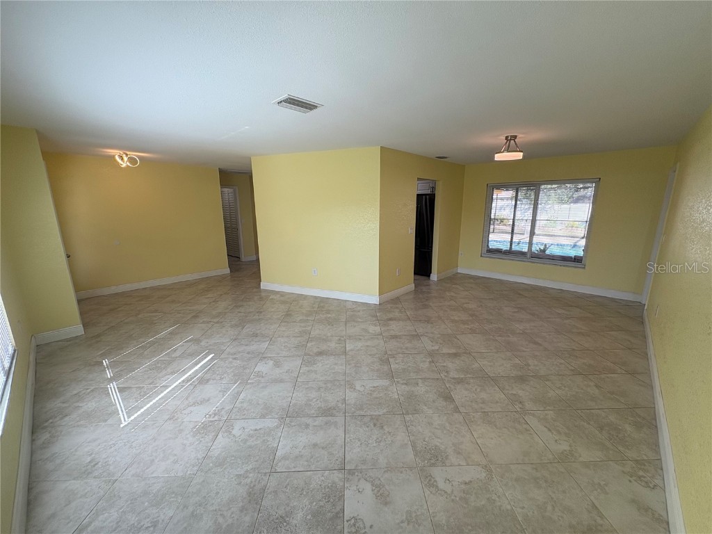 1117 Angela Maria Road Sarasota FL 34243 A4670431 image13