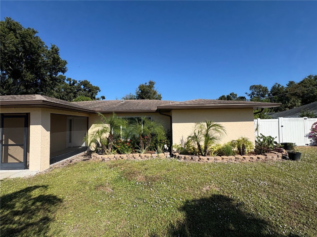 1117 Angela Maria Road Sarasota FL 34243 A4670431 image18