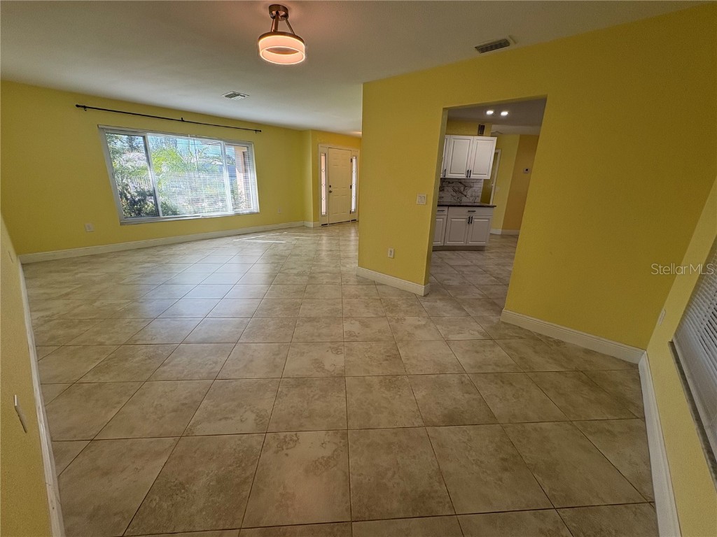 1117 Angela Maria Road Sarasota FL 34243 A4670431 image24