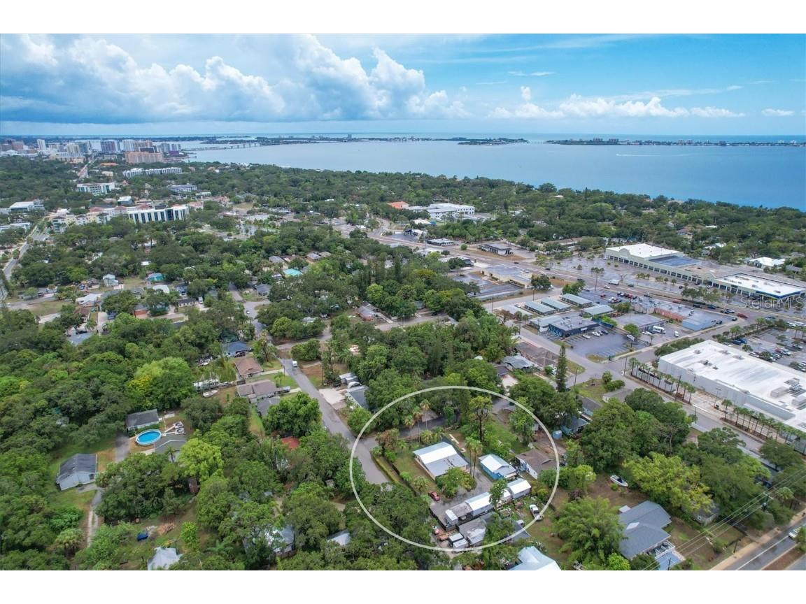 1117 Colleton Drive Sarasota FL 34234 A4578689 image1