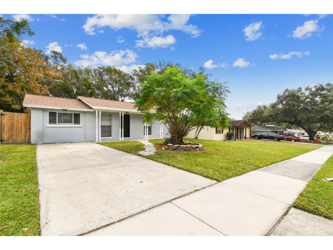 1117 Fairwood Avenue Clearwater FL 33759 U8225151 image1