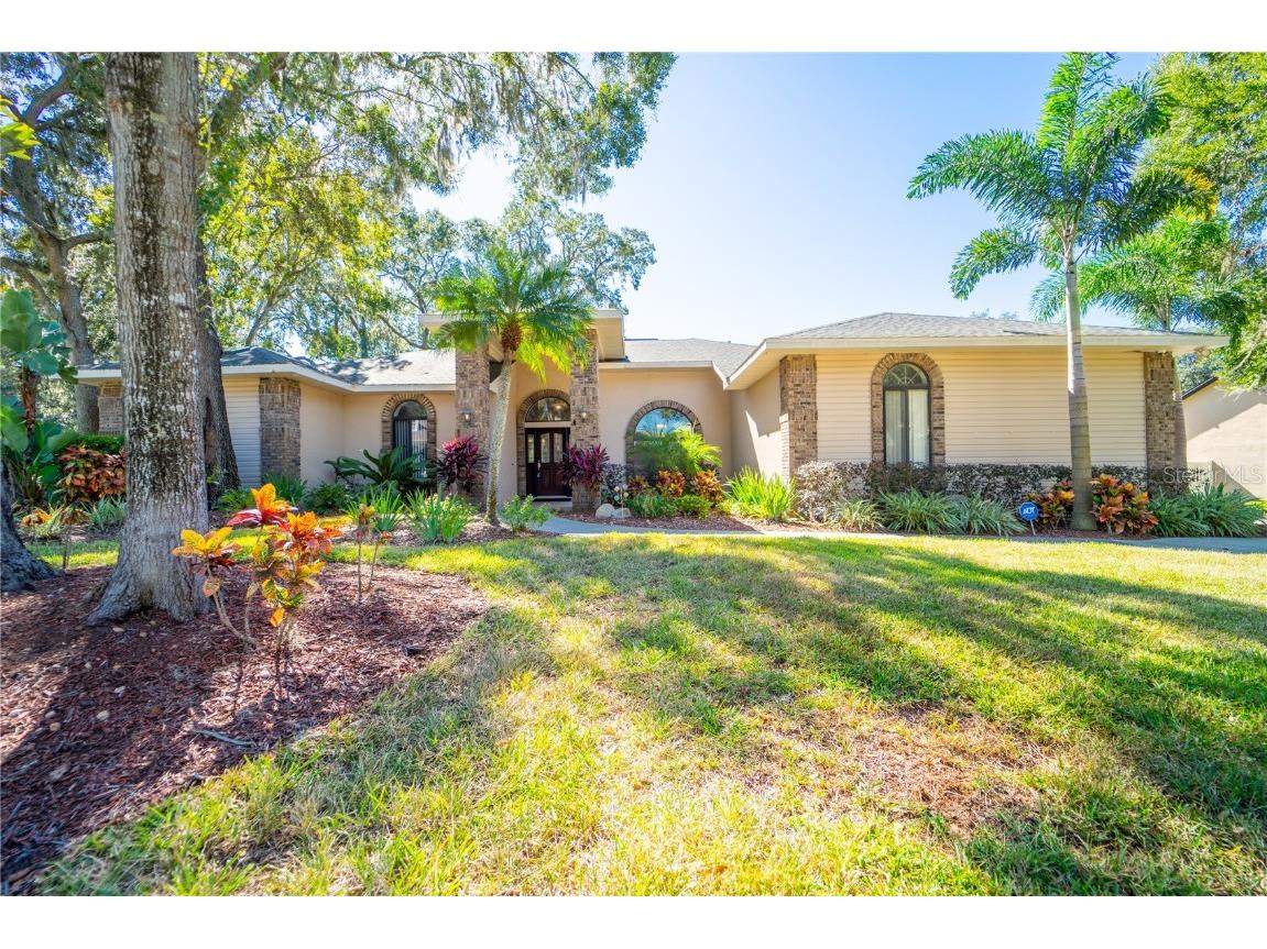 1117 Hunt Club Lane Valrico FL 33594 T3481184 image1
