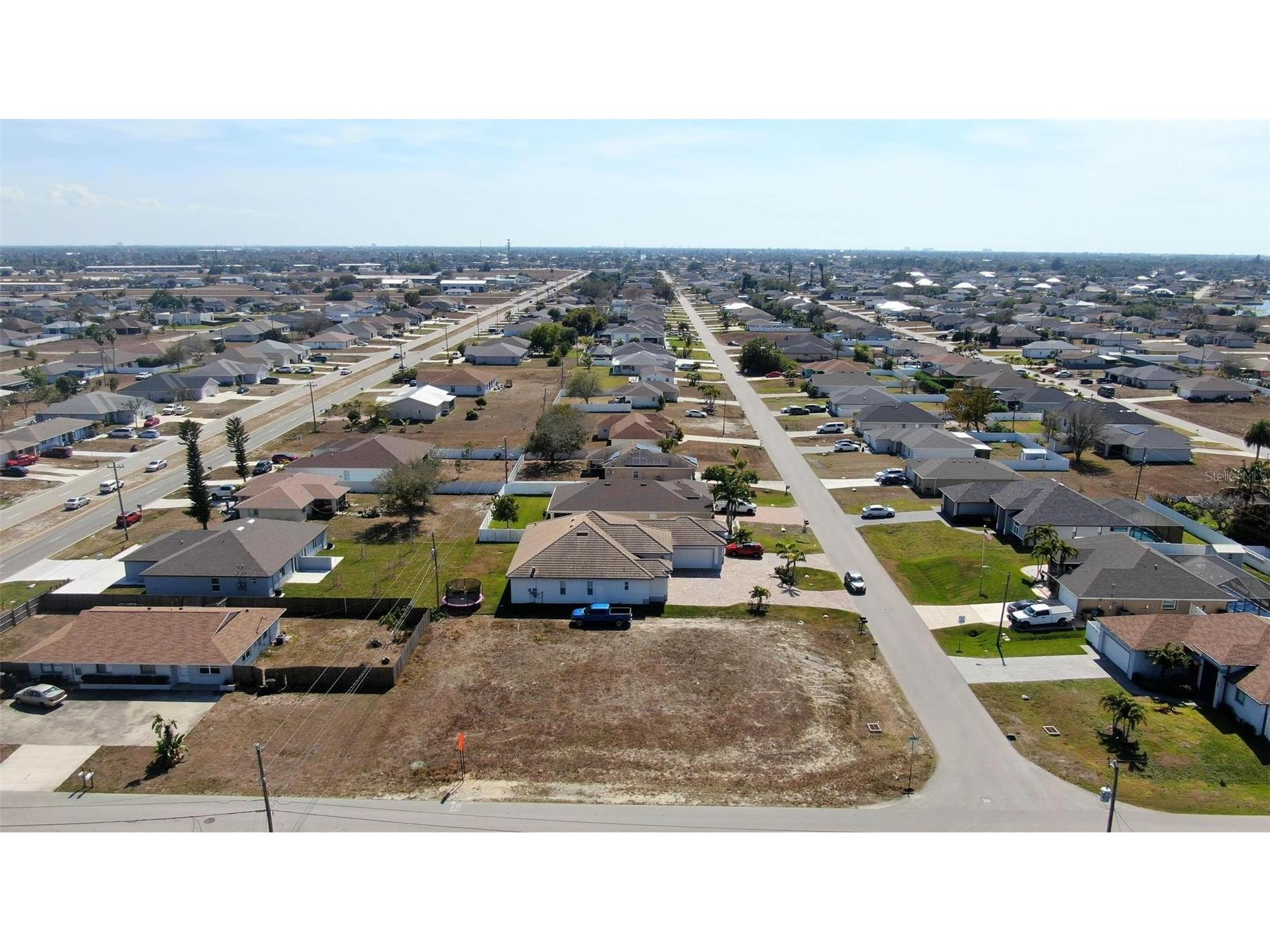 1117 NE 7th Place Cape Coral FL 33909 A4683673 image3