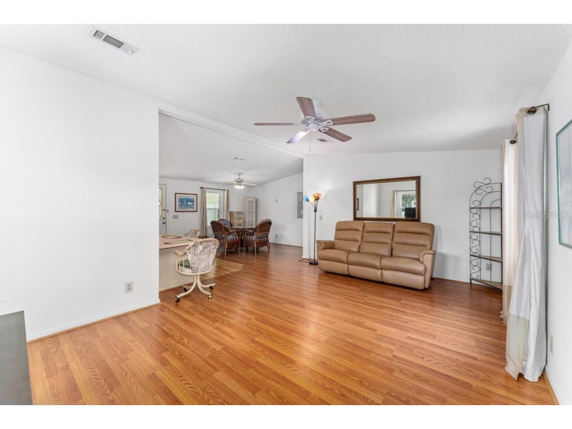 1117 Paradise Drive Lady Lake FL 32159 A4659524 image16