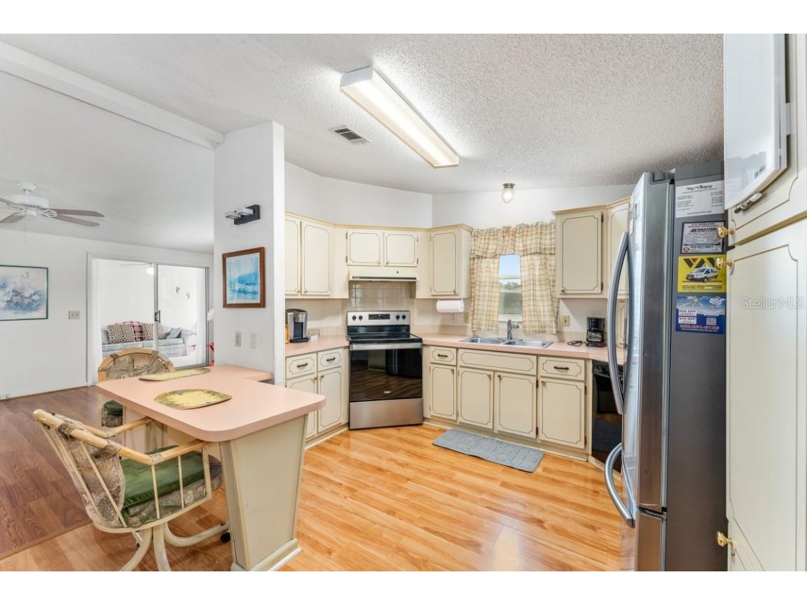 1117 Paradise Drive Lady Lake FL 32159 A4659524 image9