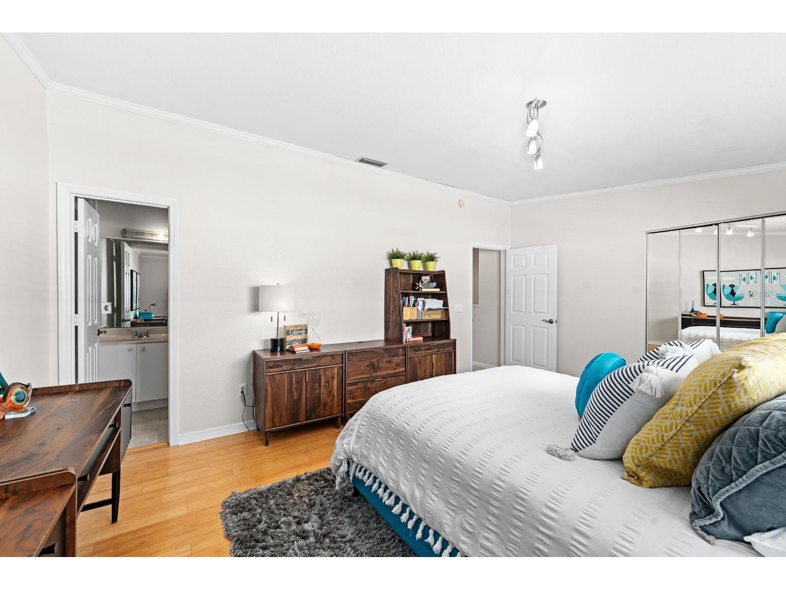 1117 Pinellas Bayway S #306 Saint Petersburg FL 33715 TB8467769 image17