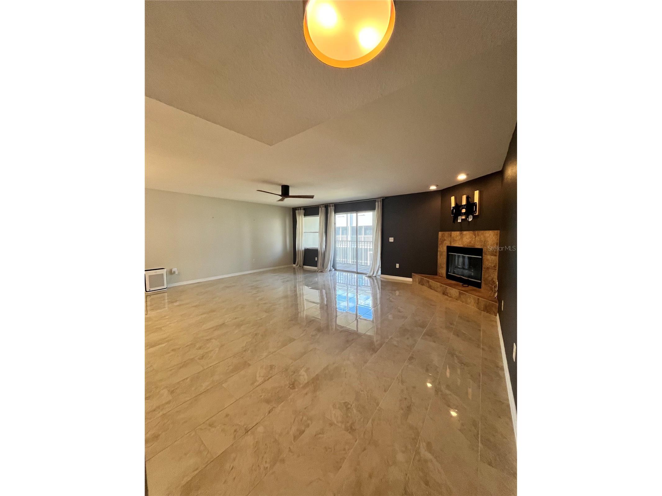 1117 S Pinellas Bayway S #306 Saint Petersburg FL 33715 TB8519930 image1