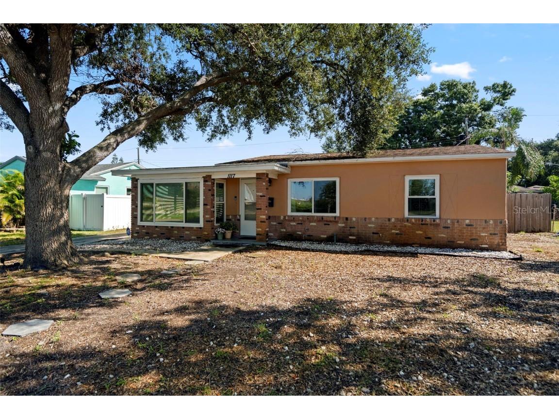 1117 Tyrone Boulevard N Saint Petersburg FL 33710 TB8420850 image1