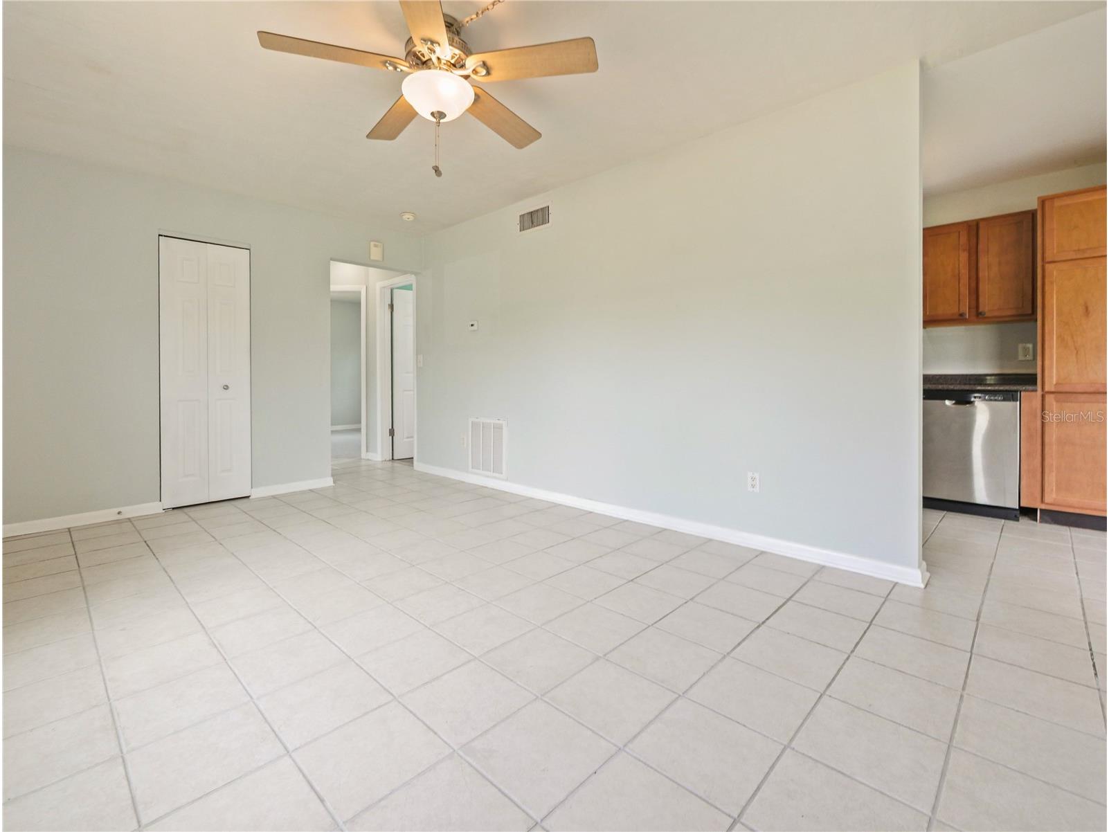 1117 W Embassy Drive Deltona FL 32725 O6394676 image3