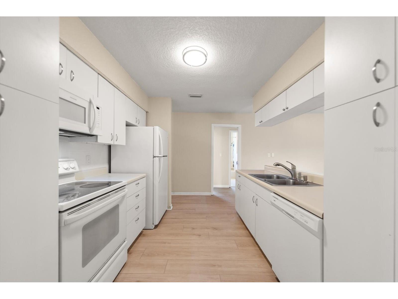 11171 105th Avenue Largo FL 33778 TB8502632 image7