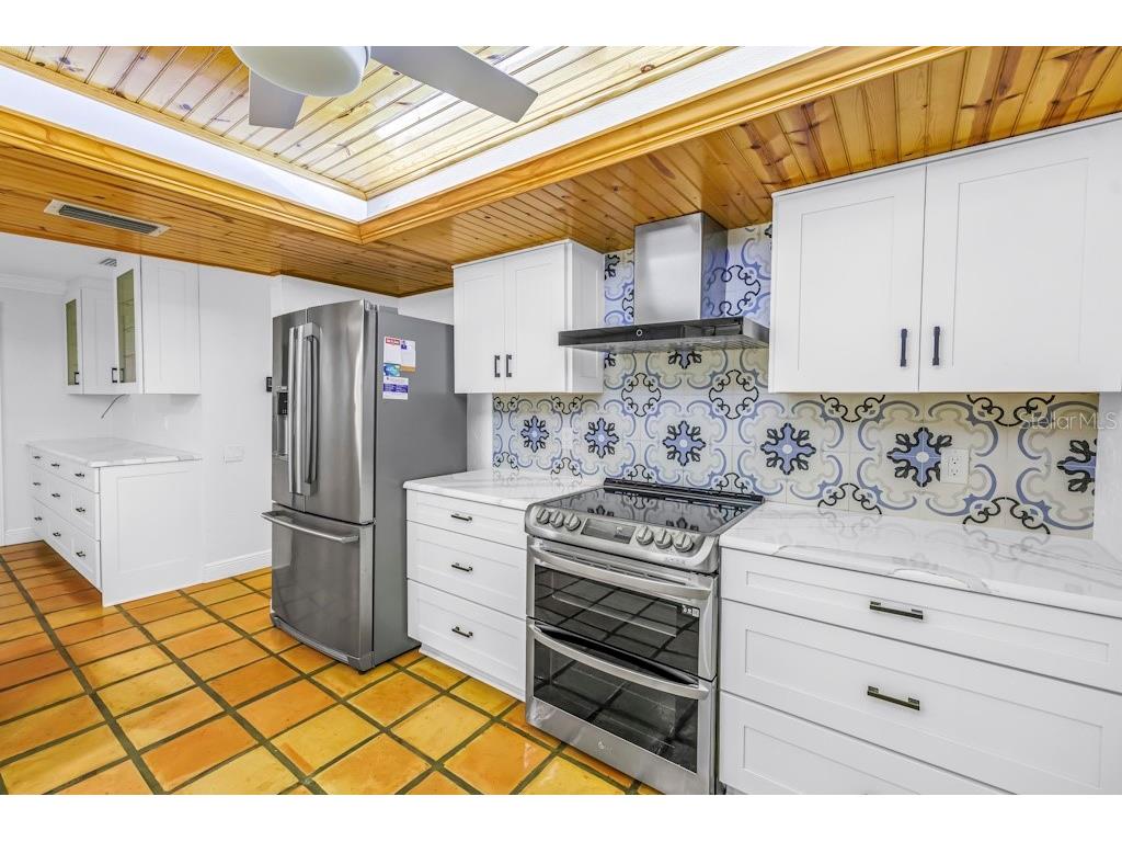 11174 90th Terrace Seminole FL 33772 TB8446561 image10