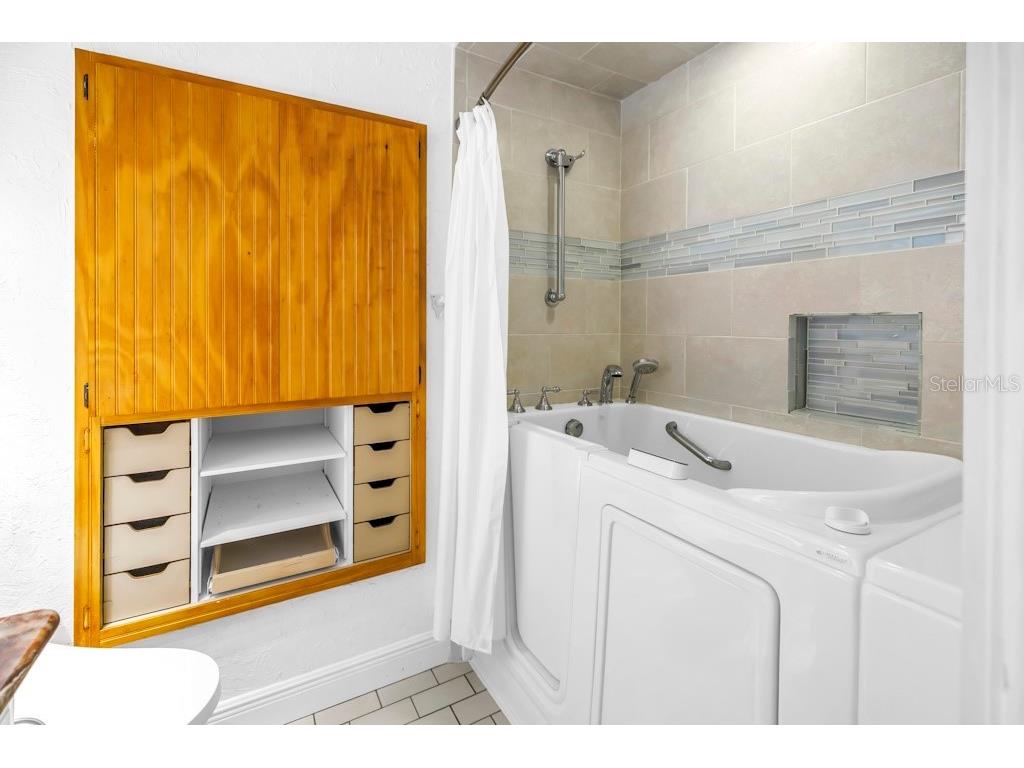 11174 90th Terrace Seminole FL 33772 TB8446561 image19