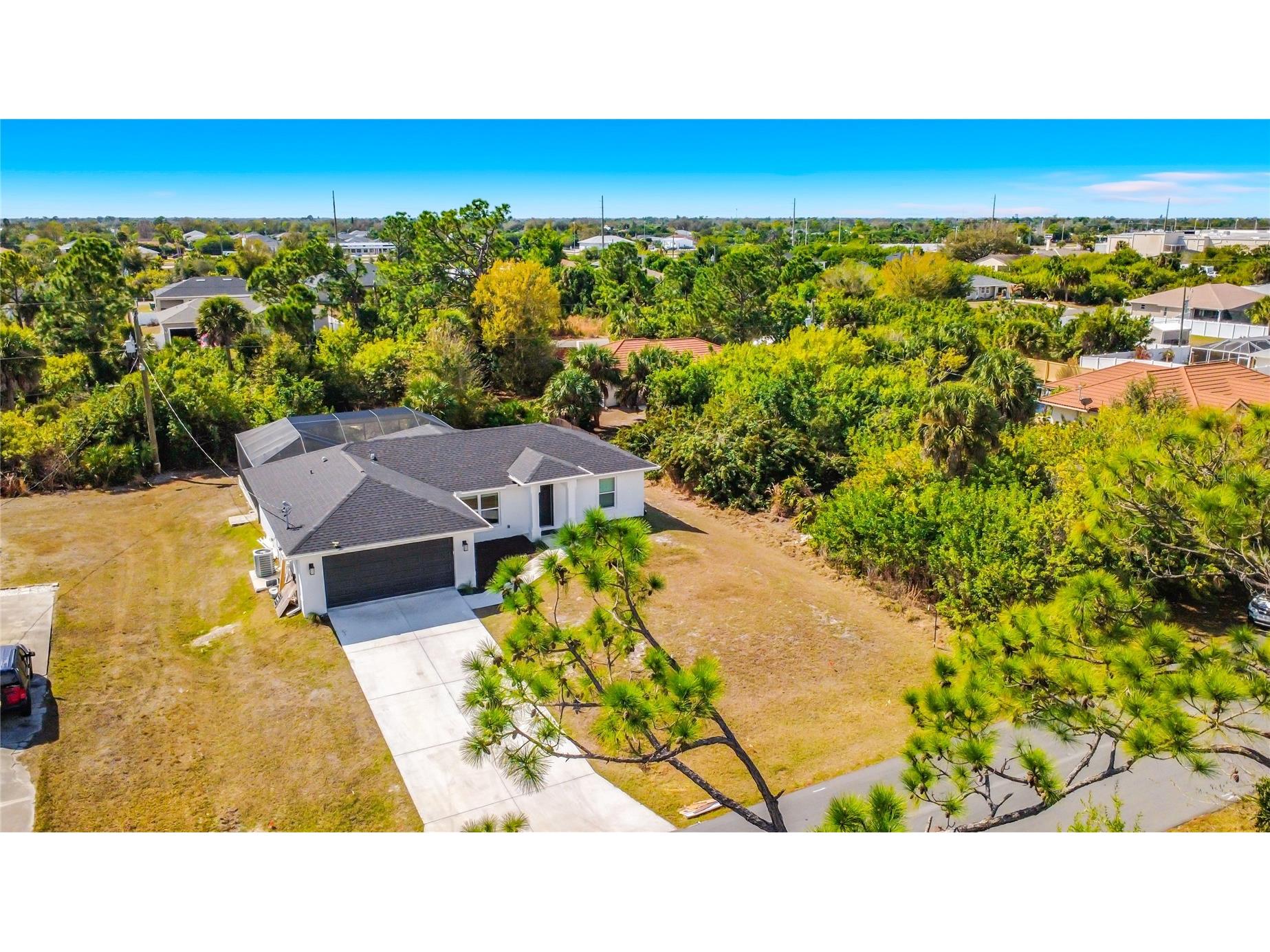 11177 Chalet Avenue Englewood FL 34224 A4683958 image2