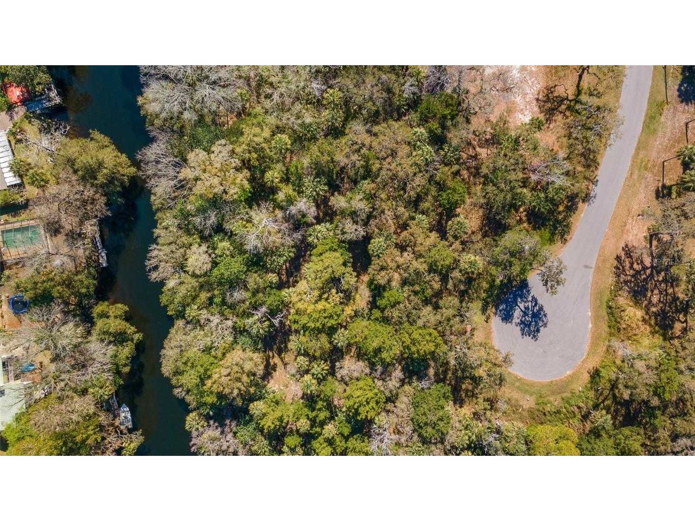 11179 N River Walk Point Inglis FL 34449 - WITHLACOOCHEE RIVER OM673637 image1