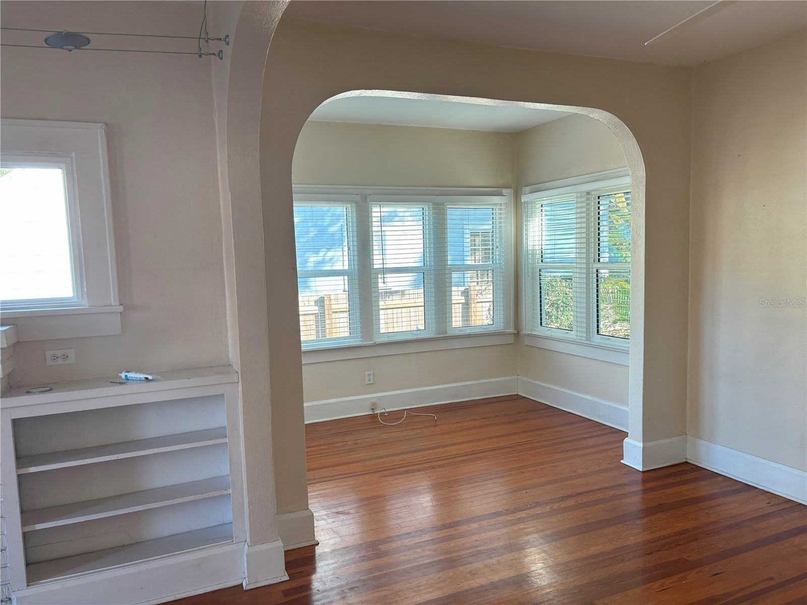 1118 23rd Avenue N Saint Petersburg FL 33704 TB8505201 image14