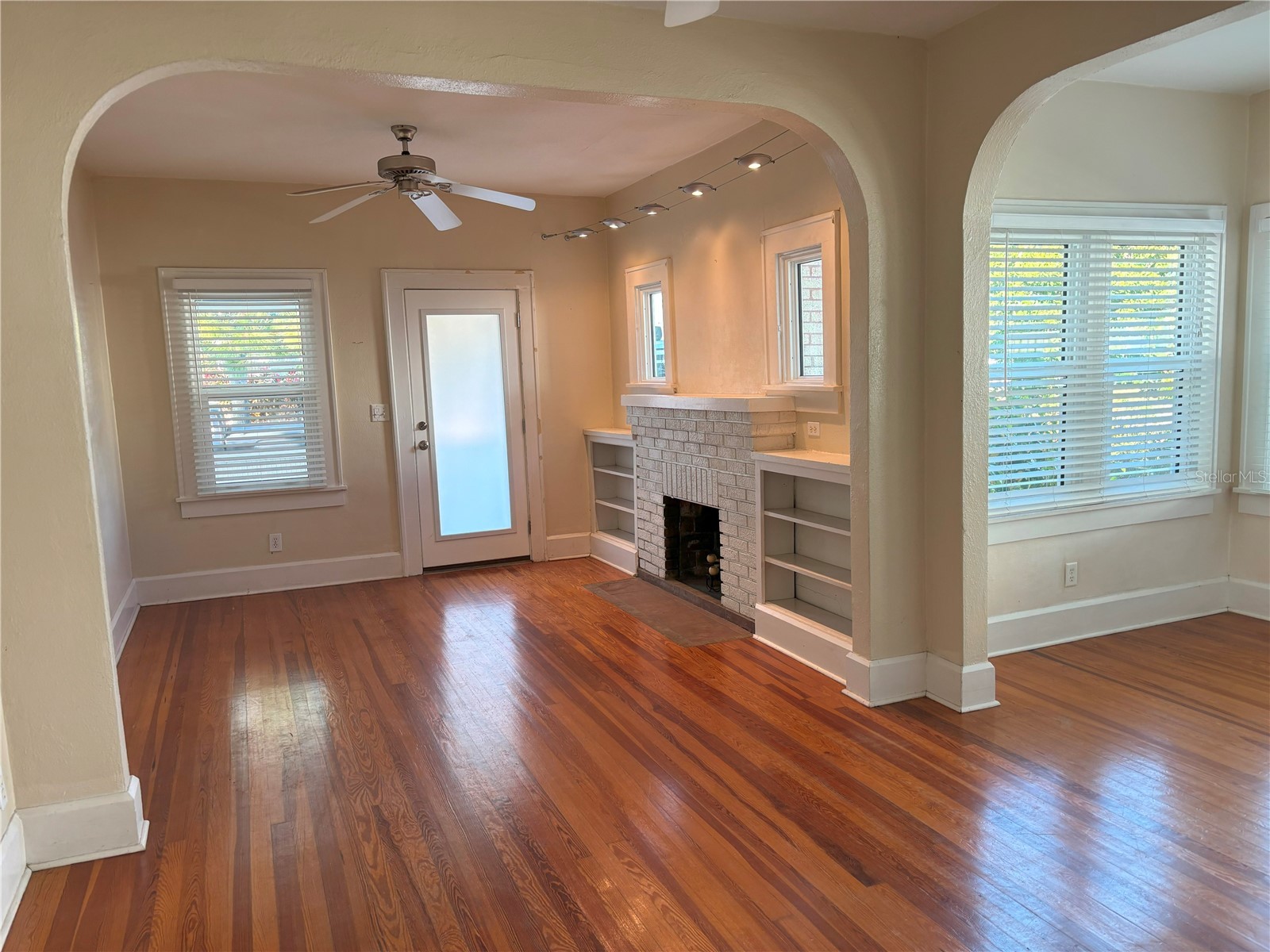 1118 23rd Avenue N Saint Petersburg FL 33704 TB8505201 image16