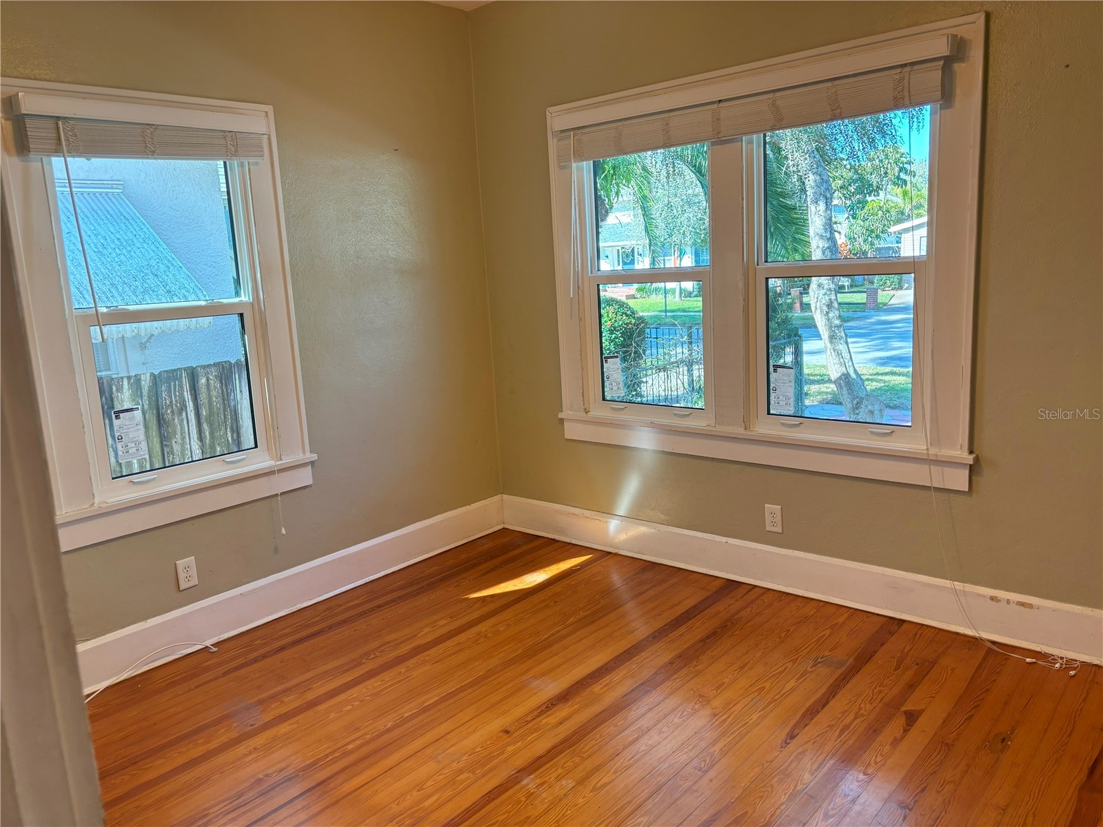 1118 23rd Avenue N Saint Petersburg FL 33704 TB8505201 image9