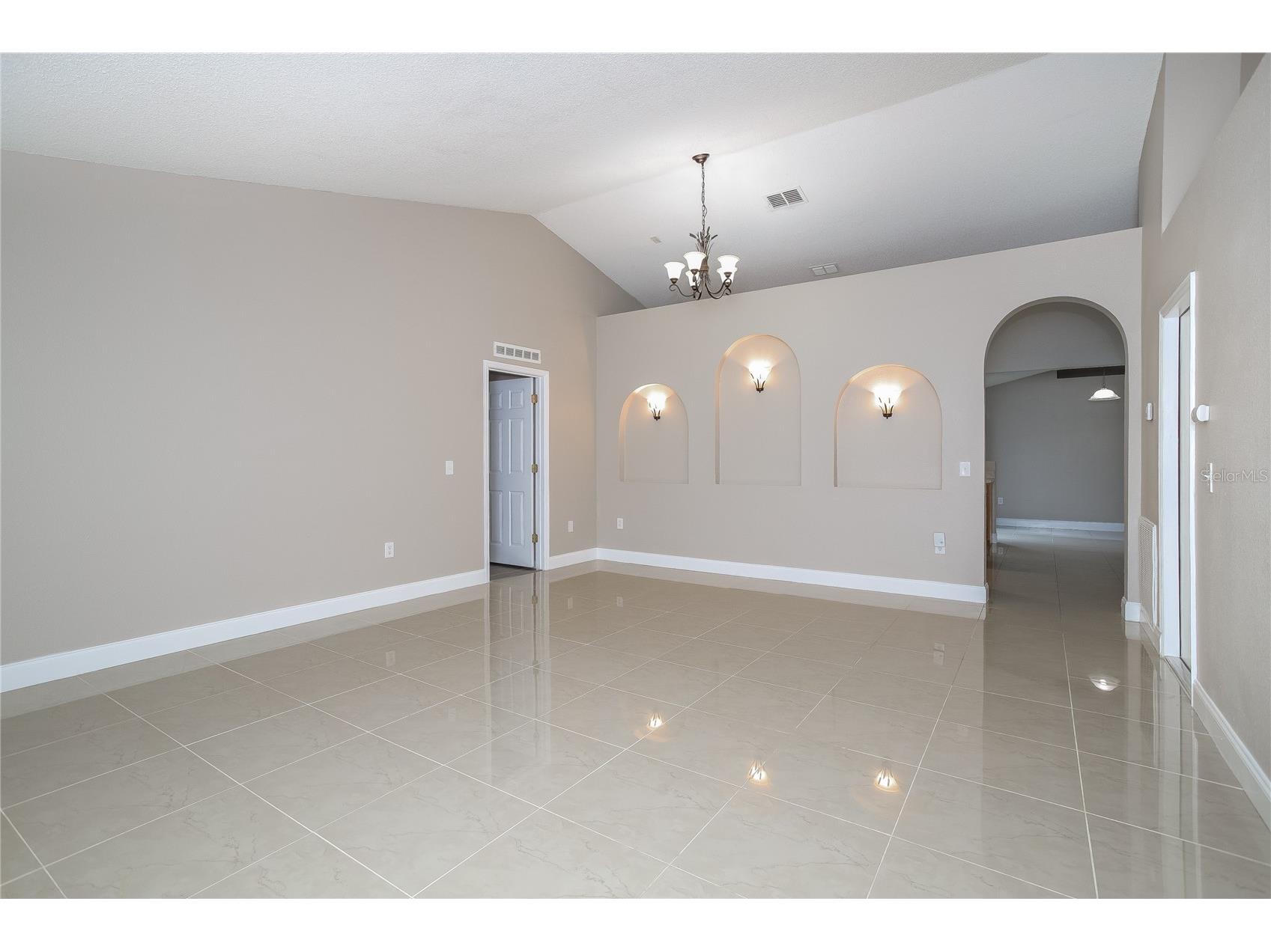 1118 Chesterfield Court Kissimmee FL 34758 O6407738 image3