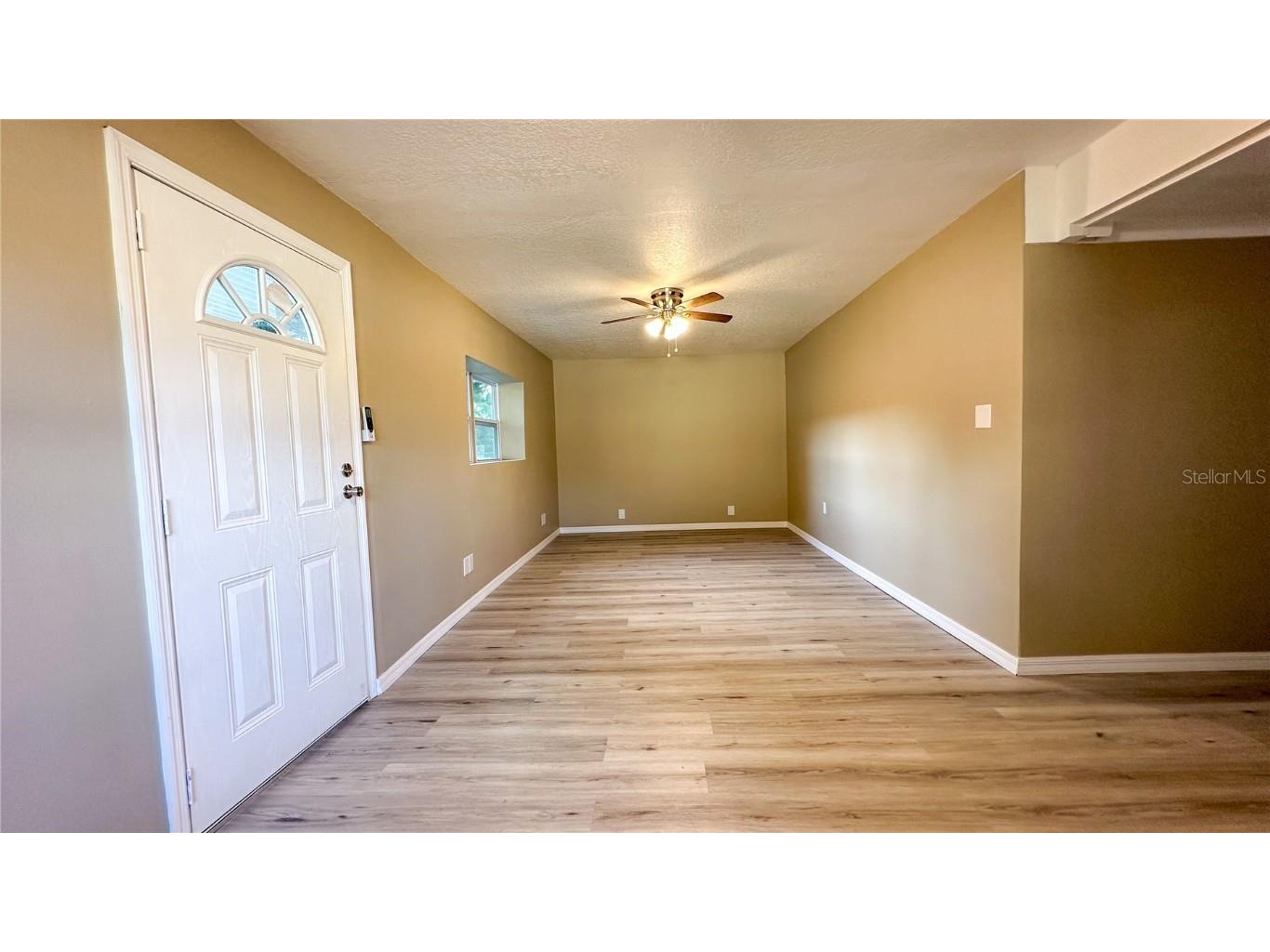 1118 Cr 440 Lake Panasoffkee FL 33538 OM706488 image11