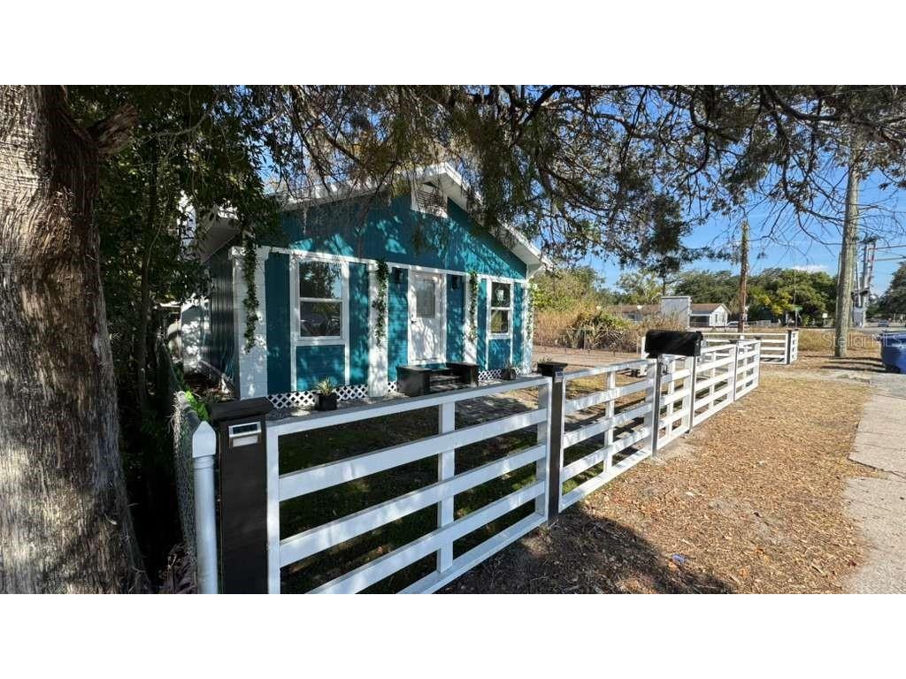 1118 E Linebaugh Avenue Tampa FL 33612 O6362921 image1