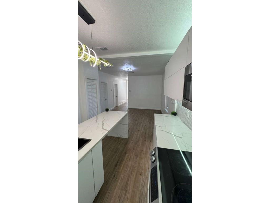 1118 E Linebaugh Avenue Tampa FL 33612 O6362921 image30