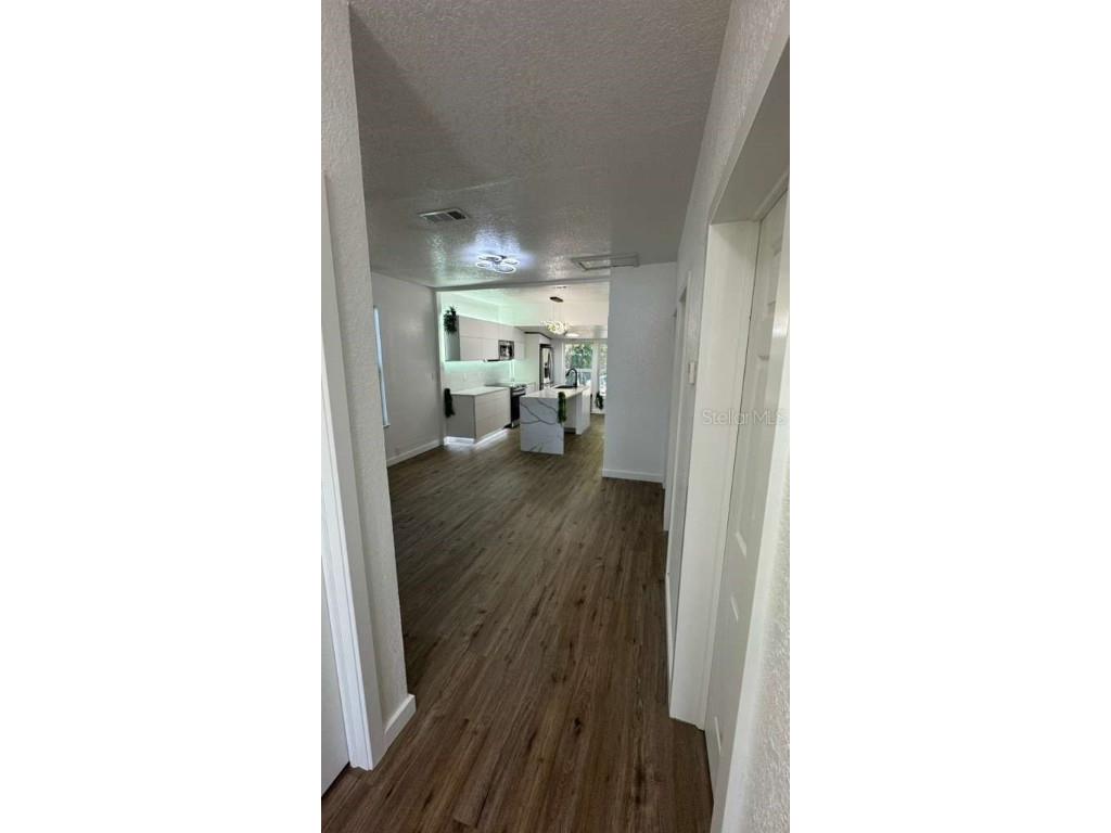 1118 E Linebaugh Avenue Tampa FL 33612 O6362921 image31