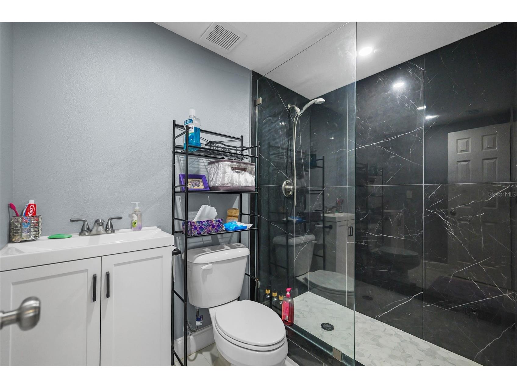 1118 Excalibur Street Holiday FL 34690 TB8522322 image11