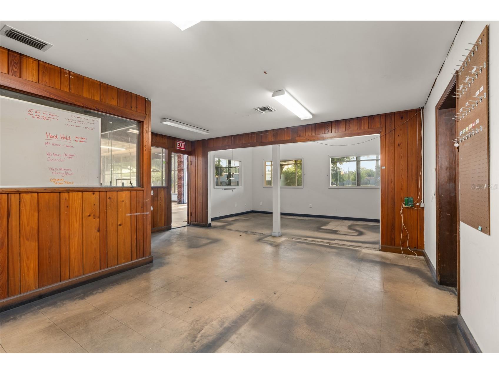 1118 N Magnolia Avenue Ocala FL 34475 OM725110 image19