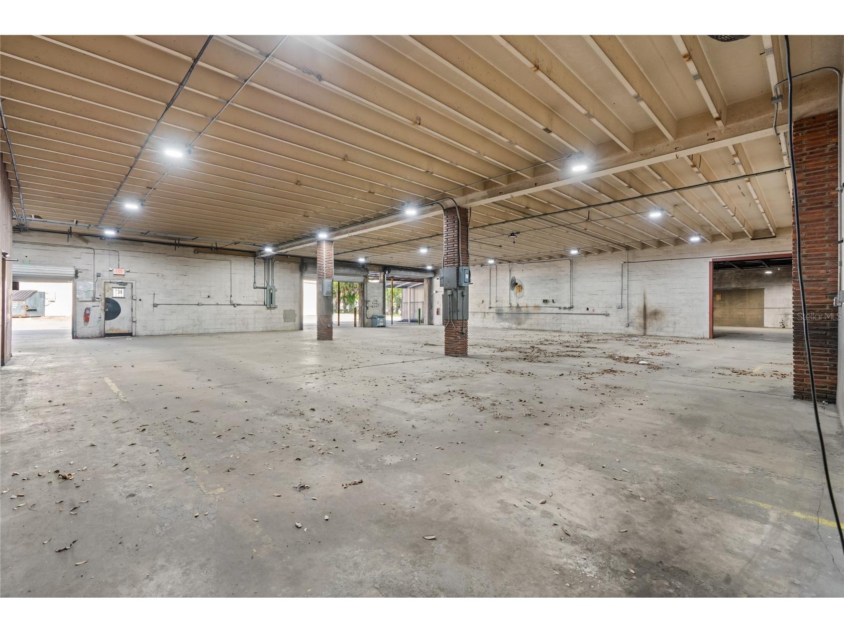 1118 N Magnolia Avenue Ocala FL 34475 OM725110 image24