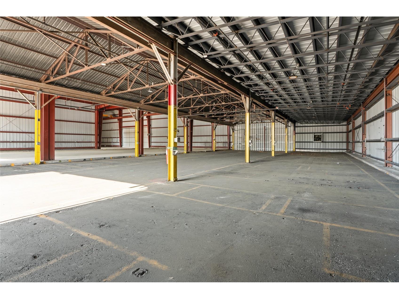 1118 N Magnolia Avenue Ocala FL 34475 OM725110 image48
